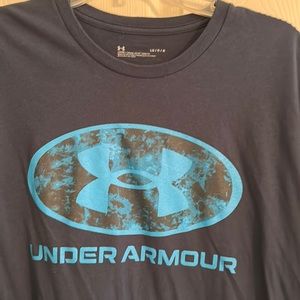 Under Armour Men’s Loose fit tee Large, barely worn